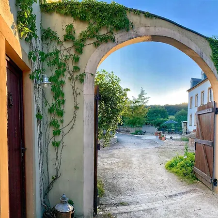 House Horse&groom Weyer