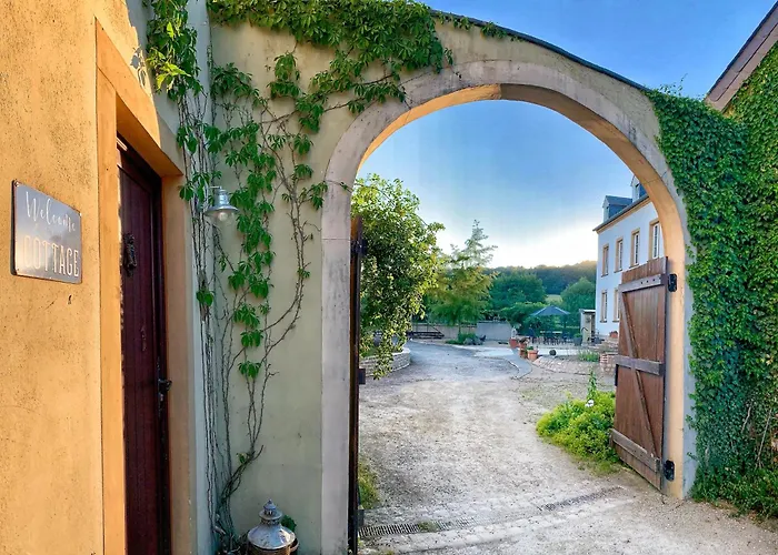 House Horse&groom Weyer